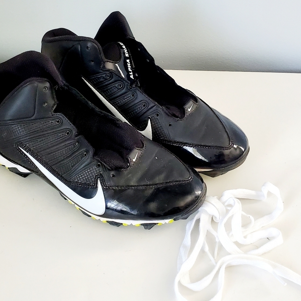 Nike Alpha Shark Molded Football Cleats Fast Flex Size 9.5/642770-001